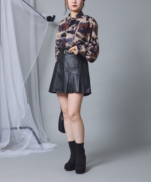 Mavie..7（メヴィセットゥ）の「【Mavie..7】《新色登場》柄シャツ（シャツ/ブラウス・レディース・ブラウン/ブラック/その他1・FREE）」の6枚目の写真