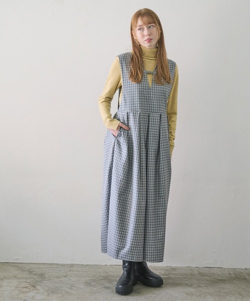 Crisp（クリスプ）の「キーネックタックジャンパースカート（ジャンパースカート・レディース・ブルー/ブラック/ベージュ・FREE）」の22枚目の写真