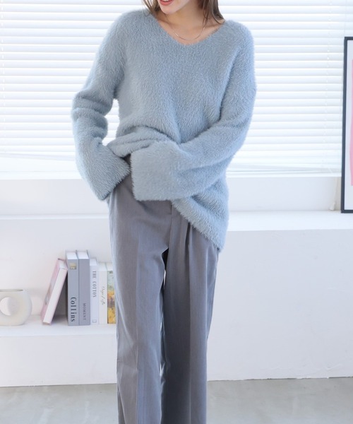 Doula Doula(ドゥーラドゥーラ)の「Vネックシャギーニット(ニット/セーター・レディース・イエロー/ブラウン/ブルー/オフホワイト/グレー/ブラック/ピンク・FREE)」の14枚目の写真