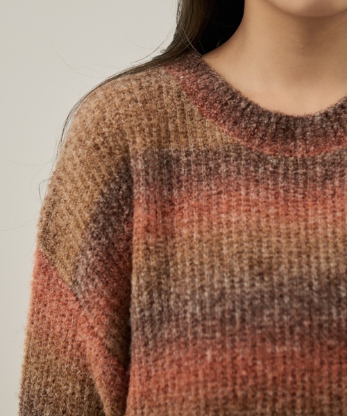 Auntie Rosa(アンティローザ)の「【karin】グラデーションオーバールーズニット(ニット/セーター・レディース・オレンジ/イエロー・FREE)」の11枚目の写真