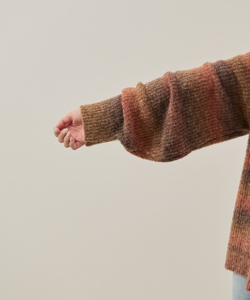 Auntie Rosa(アンティローザ)の「【karin】グラデーションオーバールーズニット(ニット/セーター・レディース・オレンジ/イエロー・FREE)」の14枚目の写真