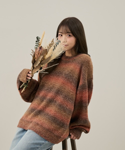 Auntie Rosa(アンティローザ)の「【karin】グラデーションオーバールーズニット(ニット/セーター・レディース・オレンジ/イエロー・FREE)」の15枚目の写真