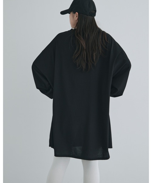 kiehtova（キエトヴァ）の「【kiehtova】BIG LONG TEE/ビッグ ロング ティー（Tシャツ/カットソー・レディース・ブラック/グレー/ホワイト/グリーン・FREE）」の18枚目の写真
