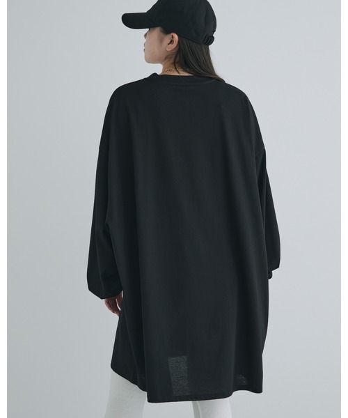 kiehtova（キエトヴァ）の「【kiehtova】BIG LONG TEE/ビッグ ロング ティー（Tシャツ/カットソー・レディース・ブラック/グレー/ホワイト/グリーン・FREE）」の19枚目の写真