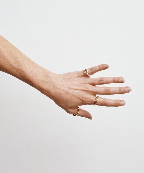 Fauvirame（フォーヴィレイム）の「【Fauvirame】Honey Quartz Square Ring（リング・レディース・シルバー・9号/11号/15号/13号）」の2枚目の写真