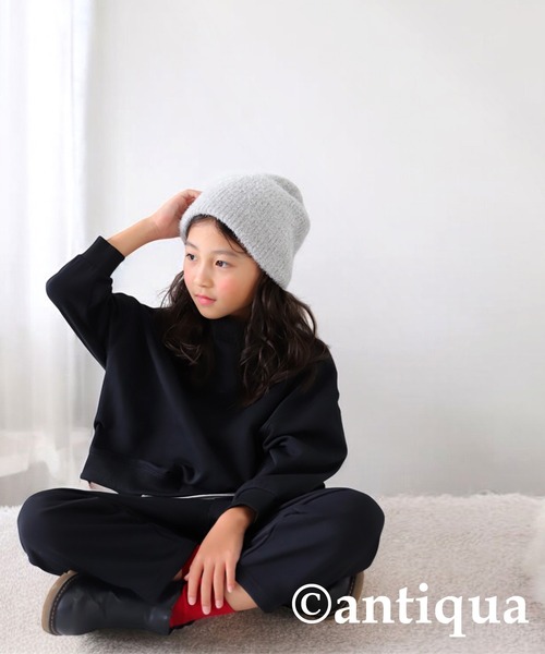 antiqua（アンティカ）の「ショート丈トップス（スウェット・キッズ・ネイビー/チャコールグレー/スミクロ/ブラック/ホワイト/ライトグリーン・130/120）」の13枚目の写真