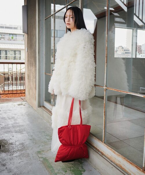 kivi（キヴィ）の「ギャザートートバッグ（トートバッグ・レディース・ブラック/シルバー/レッド・ONE SIZE）」の7枚目の写真