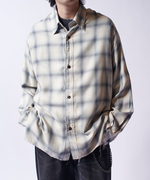 Lui's（ルイス）の「オンブレーダメージチェックシャツ（シャツ/ブラウス・メンズ・サックスブルー/ブラック・FREE）」の11枚目の写真