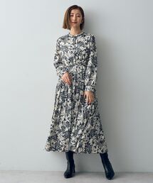 YECCA VECCA | モノトーンフラワー柄プリーツワンピース(ワンピース)