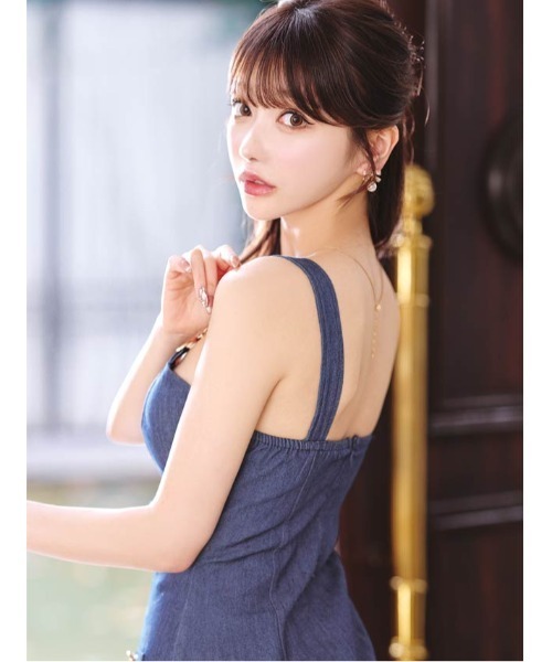 Miu Miu ノースリーブ デニムドレス デニム モチーフ ゴールド ビジュー ノースリーブ タイト ミニ