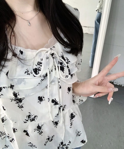 Teem Store(チームストア)の「フロントフリル フラワースクエアネック ブラウス(シャツ/ブラウス・レディース・アイボリー/ホワイト・M/L)」の17枚目の写真