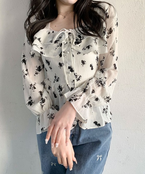 Teem Store(チームストア)の「フロントフリル フラワースクエアネック ブラウス(シャツ/ブラウス・レディース・アイボリー/ホワイト・M/L)」の13枚目の写真