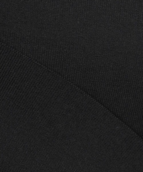uncrave（アンクレイヴ）の「スムースニット キャミソール(カップ付き)（キャミソール・レディース・ダルブルー系/ブラック系/ホワイト系・1/2）」の17枚目の写真
