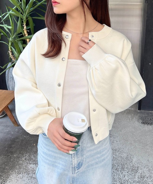 INGNI（イング）の「ショート丈スポンディッシュニットカーディガン（カーディガン/ボレロ・レディース・グレー/アイボリー/ブラック/イエロー/レッド・M）」の8枚目の写真