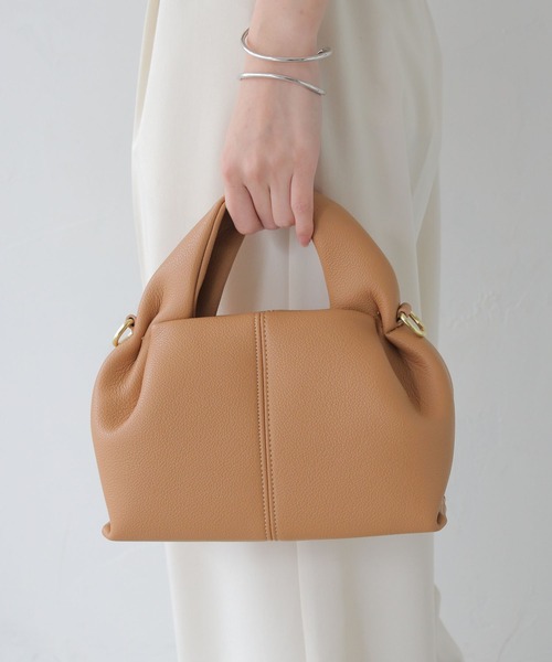 CLEIO（クレイオ）の「【CLEIO】マシュマロタックミニショルダー/ハンドバッグ MARSHMALLOW TUCK MINI SHOULDER/737-13664（ハンドバッグ・レディース・ブラック/グレイッシュベージュ/サックスブルー/ライトブラウン/ミント・FREE）」の2枚目の写真