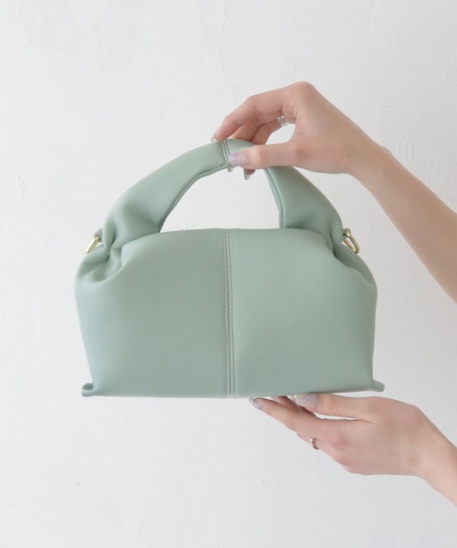 CLEIO（クレイオ）の「【CLEIO】マシュマロタックミニショルダー/ハンドバッグ MARSHMALLOW TUCK MINI SHOULDER/737-13664（ハンドバッグ・レディース・ブラック/グレイッシュベージュ/サックスブルー/ライトブラウン/ミント・FREE）」の4枚目の写真