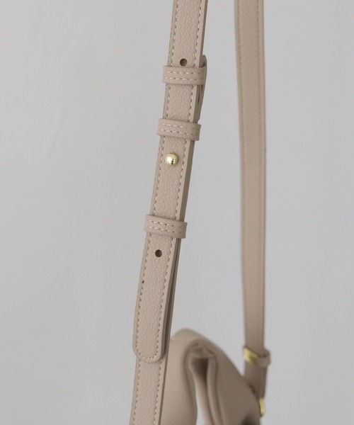 CLEIO（クレイオ）の「【CLEIO】マシュマロタックミニショルダー/ハンドバッグ MARSHMALLOW TUCK MINI SHOULDER/737-13664（ハンドバッグ・レディース・ブラック/グレイッシュベージュ/サックスブルー/ライトブラウン/ミント・FREE）」の20枚目の写真