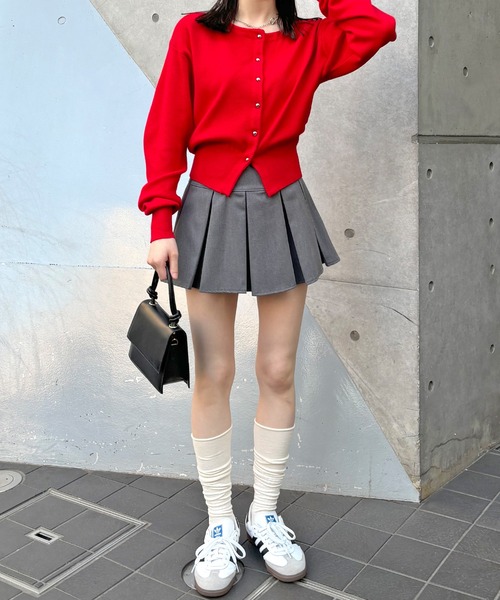 Futier land（フューティアランド）の「《26SS 新作》【新色追加】ゴールドボタンラウンドネックカーディガン（カーディガン/ボレロ・レディース・レッド/ネイビー/ライトベージュ/グレイッシュベージュ/グリーン系その他/グレー/オフホワイト/ピンク・MEDIUM/LARGE）」の12枚目の写真