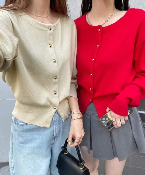 Futier land（フューティアランド）の「《26SS 新作》【新色追加】ゴールドボタンラウンドネックカーディガン（カーディガン/ボレロ・レディース・レッド/ネイビー/ライトベージュ/グレイッシュベージュ/グリーン系その他/グレー/オフホワイト/ピンク・MEDIUM/LARGE）」の13枚目の写真