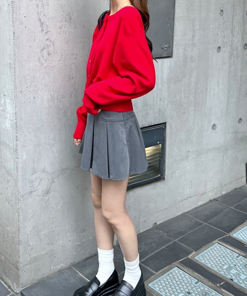 Futier land（フューティアランド）の「《26SS 新作》【新色追加】ゴールドボタンラウンドネックカーディガン（カーディガン/ボレロ・レディース・レッド/ネイビー/ライトベージュ/グレイッシュベージュ/グリーン系その他/グレー/オフホワイト/ピンク・MEDIUM/LARGE）」の10枚目の写真