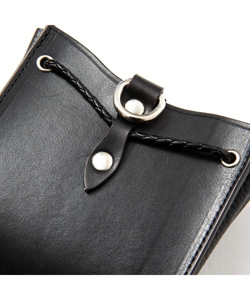 CALEE(キャリー)の「EMBOSSING LEATHER CHALK BAG(ボディバッグ/ウエストポーチ・メンズ・ブラック・FREE)」の3枚目の写真
