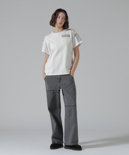 AVIREX(アヴィレックス)の「《50th Anniversary》LEATHER PATCHED FATIGUE T-SHIRT/レザーパッチ ファティーグTシャツ(Tシャツ/カットソー・レディース・ホワイト/ブラック・F)」の17枚目の写真
