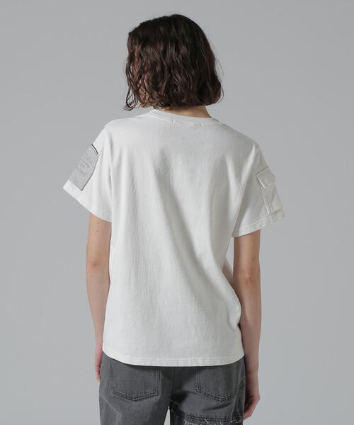 AVIREX(アヴィレックス)の「《50th Anniversary》LEATHER PATCHED FATIGUE T-SHIRT/レザーパッチ ファティーグTシャツ(Tシャツ/カットソー・レディース・ホワイト/ブラック・F)」の20枚目の写真