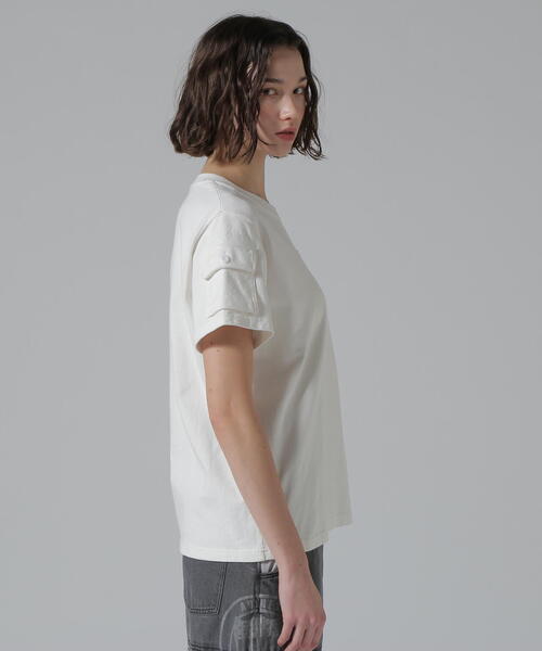 AVIREX(アヴィレックス)の「《50th Anniversary》LEATHER PATCHED FATIGUE T-SHIRT/レザーパッチ ファティーグTシャツ(Tシャツ/カットソー・レディース・ホワイト/ブラック・F)」の21枚目の写真