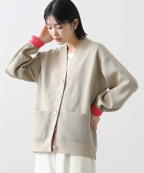 Gready Brilliant（グレディブリリアン）の「スポンジ片畦Ｖネックカーディガン（カーディガン/ボレロ・レディース・ベージュ/アイボリー・FREE）」の19枚目の写真