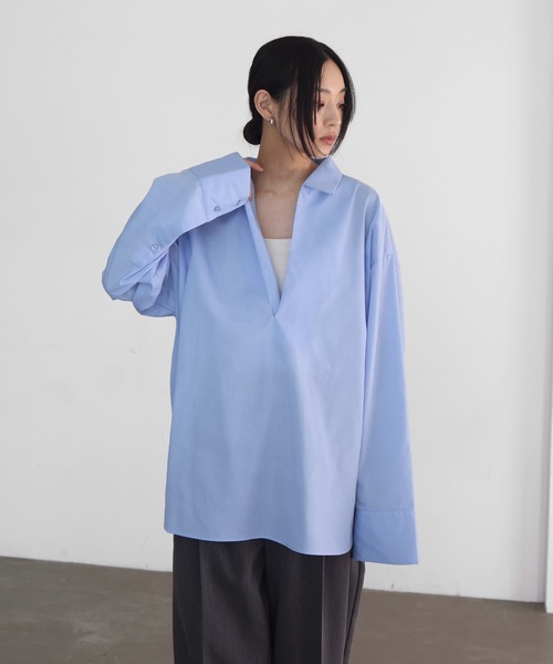 hellam(へラム)の「キーネックオーバーサイズシャツ(シャツ/ブラウス・レディース・オフホワイト/チャコール/ブルー・FREE)」の7枚目の写真