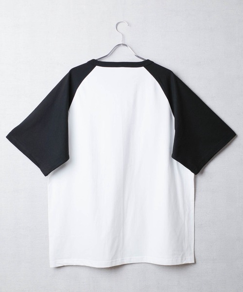 INNOCENT（イノセント）の「【DF001】【D-FACTORY】6.6オンス プレミアム コンフォート ラグランスリーブ Tシャツ（Tシャツ/カットソー・メンズ・ホワイト×ピンク/ホワイト×ブラック/ホワイト×ブルー・LARGE/X-LARGE/MEDIUM）」の12枚目の写真
