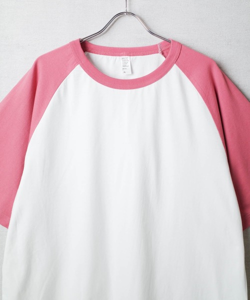 INNOCENT（イノセント）の「【DF001】【D-FACTORY】6.6オンス プレミアム コンフォート ラグランスリーブ Tシャツ（Tシャツ/カットソー・メンズ・ホワイト×ピンク/ホワイト×ブラック/ホワイト×ブルー・LARGE/X-LARGE/MEDIUM）」の20枚目の写真