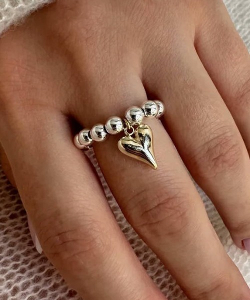 Vipoa(ヴィポア)の「Love Beads Ring(リング・レディース・シルバー/ゴールド・FREE)」の6枚目の写真