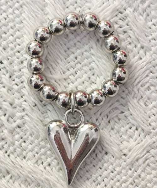 Vipoa(ヴィポア)の「Love Beads Ring(リング・レディース・シルバー/ゴールド・FREE)」の4枚目の写真