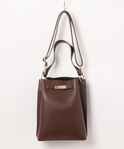 AULENTTI/オウレンティワンハンドル金具付きbasketバック　ブラウン AULENTTI/オウレンティワンハンドル金具付きbasketバックブラウン