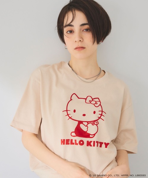 sanrio（サンリオ）の「【sanrio characters】HELLO KITTY/ハローキティ フロッキープリント半袖Ｔシャツ《サンリオキャラクターズ》（Tシャツ/カットソー・レディース・ベージュ/ネイビー/ラベンダー・M/L/LL/3L）」の5枚目の写真