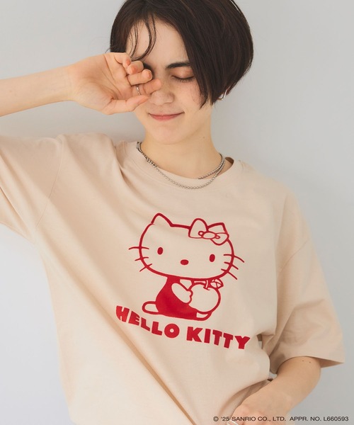 sanrio（サンリオ）の「【sanrio characters】HELLO KITTY/ハローキティ フロッキープリント半袖Ｔシャツ《サンリオキャラクターズ》（Tシャツ/カットソー・レディース・ベージュ/ネイビー/ラベンダー・M/L/LL/3L）」の6枚目の写真