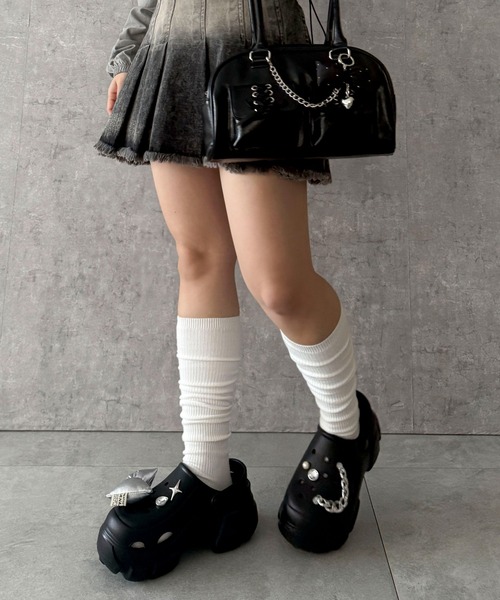 WEGO（ウィゴー）の「WEGO/【25年春夏新作】パーツ付き厚底ラバーサンダル（サンダル・レディース・ブラック/ホワイト・LARGE/MEDIUM/SMALL）」の10枚目の写真