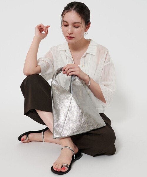 セール】＜MARLON FIRENZE＞メタリック レザー ショルダーバッグ