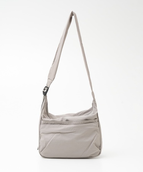 EARTH MADE（アースメイド）の「【WEB限定】【EARTH MADE】7ポケット ショルダーバッグ（ショルダーバッグ・レディース・ライトグレー/ライトベージュ/ブラック・フリー）」の3枚目の写真