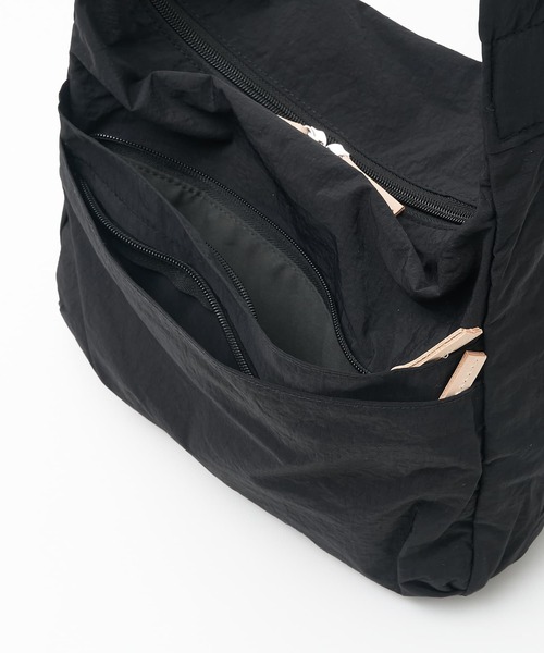 EARTH MADE（アースメイド）の「【WEB限定】【EARTH MADE】7ポケット ショルダーバッグ（ショルダーバッグ・レディース・ライトグレー/ライトベージュ/ブラック・フリー）」の14枚目の写真