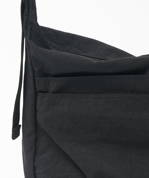 EARTH MADE（アースメイド）の「【WEB限定】【EARTH MADE】7ポケット ショルダーバッグ（ショルダーバッグ・レディース・ライトグレー/ライトベージュ/ブラック・フリー）」の20枚目の写真