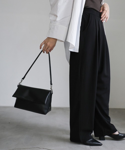 select MOCA（セレクトモカ）の「パフフラップワンハンドルバッグ（ショルダーバッグ・レディース・ブラック/ブラウン/シルバー・FREE）」の17枚目の写真