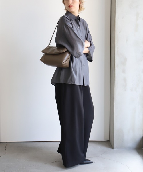 select MOCA（セレクトモカ）の「パフフラップワンハンドルバッグ（ショルダーバッグ・レディース・ブラック/ブラウン/シルバー・FREE）」の10枚目の写真