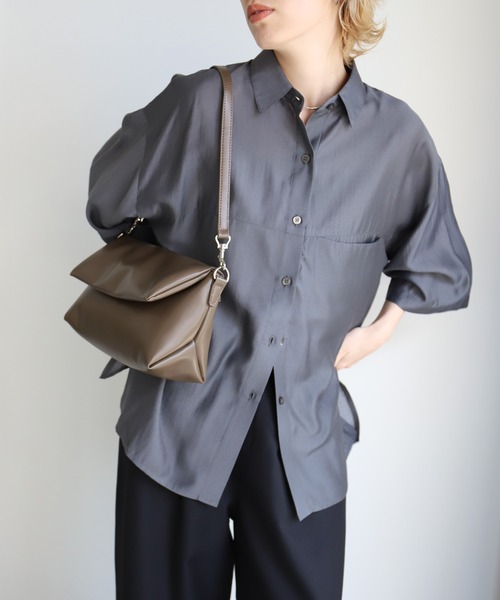 select MOCA（セレクトモカ）の「パフフラップワンハンドルバッグ（ショルダーバッグ・レディース・ブラック/ブラウン/シルバー・FREE）」の12枚目の写真