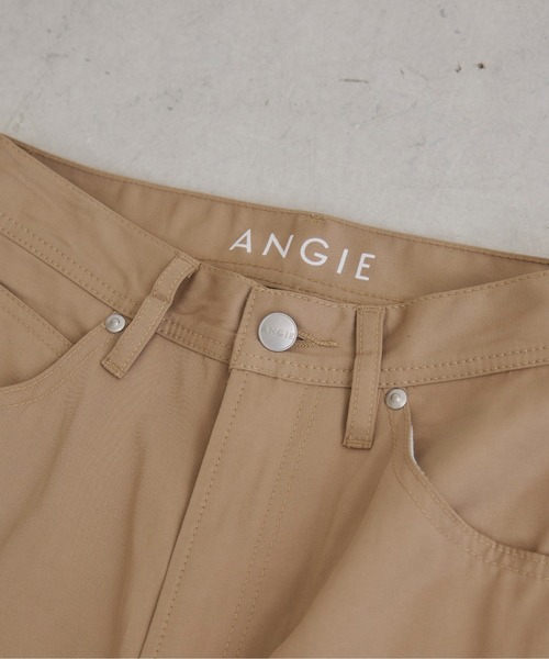 ANGIE(アンジー)の「カーブ チノ パンツ(チノパンツ・レディース・ベージュ・MEDIUM/SMALL/LARGE)」の12枚目の写真