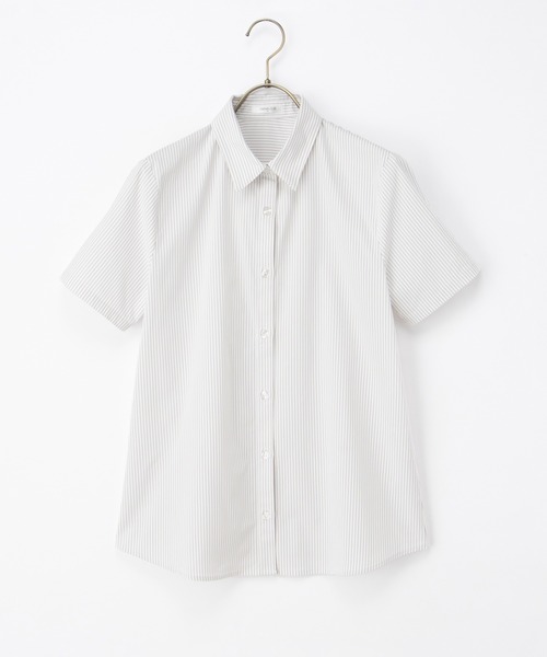 Honeys（ハニーズ）の「【らくらくアイロン】らくらく伸縮半袖シャツ（ビジネスシャツ・レディース・ホワイト×ブルー/ホワイト×グレー/ホワイト×パープル/サックスブルー系/ホワイト/ネイビー・3L/L/LL/M/S）」の19枚目の写真