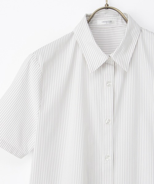 Honeys（ハニーズ）の「【らくらくアイロン】らくらく伸縮半袖シャツ（ビジネスシャツ・レディース・ホワイト×ブルー/ホワイト×グレー/ホワイト×パープル/サックスブルー系/ホワイト/ネイビー・3L/L/LL/M/S）」の20枚目の写真