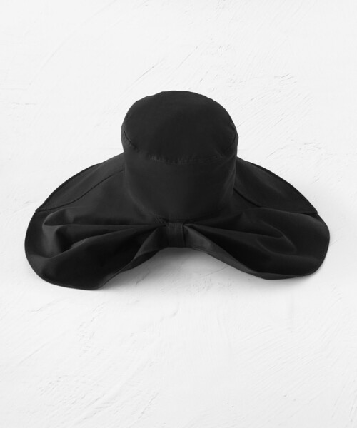 TOCCA(トッカ)の「RIBBON LIKE 2WAY SUN SHADE HAT ハット(ハット・レディース・ブラック系・F)」の6枚目の写真