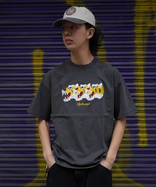 FLIP THE SCRIPT(フリップザスクリプト)の「3T SS TEE(Tシャツ/カットソー・メンズ・ナチュラル/ネイビー/チャコールグレー・M/L/XL)」の1枚目の写真